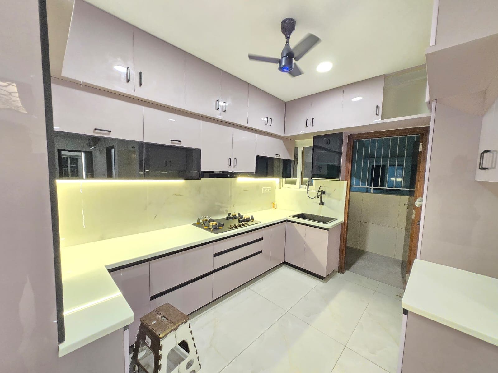Essence Interiors modular kitchen, photo 25